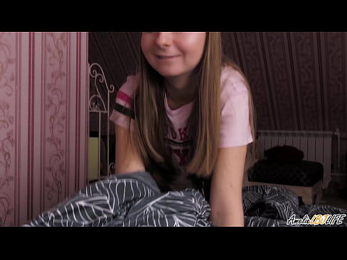 ❤️ Blondie BFF-ya xwe bi kûr dimije û di devê xwe de diqelişe ❤ Porno li ku.sexvideosex.top
